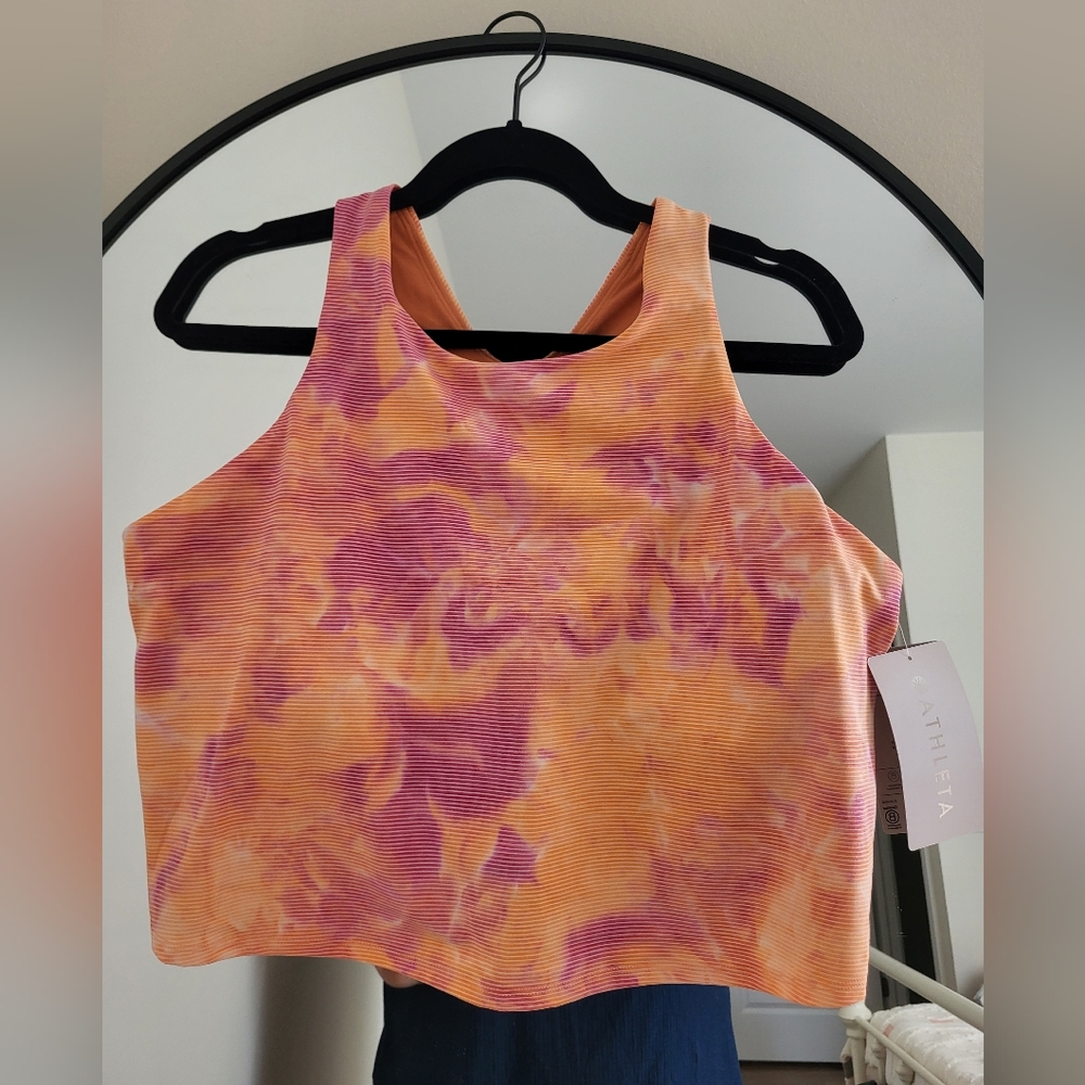 NWT Athleta Crop Top